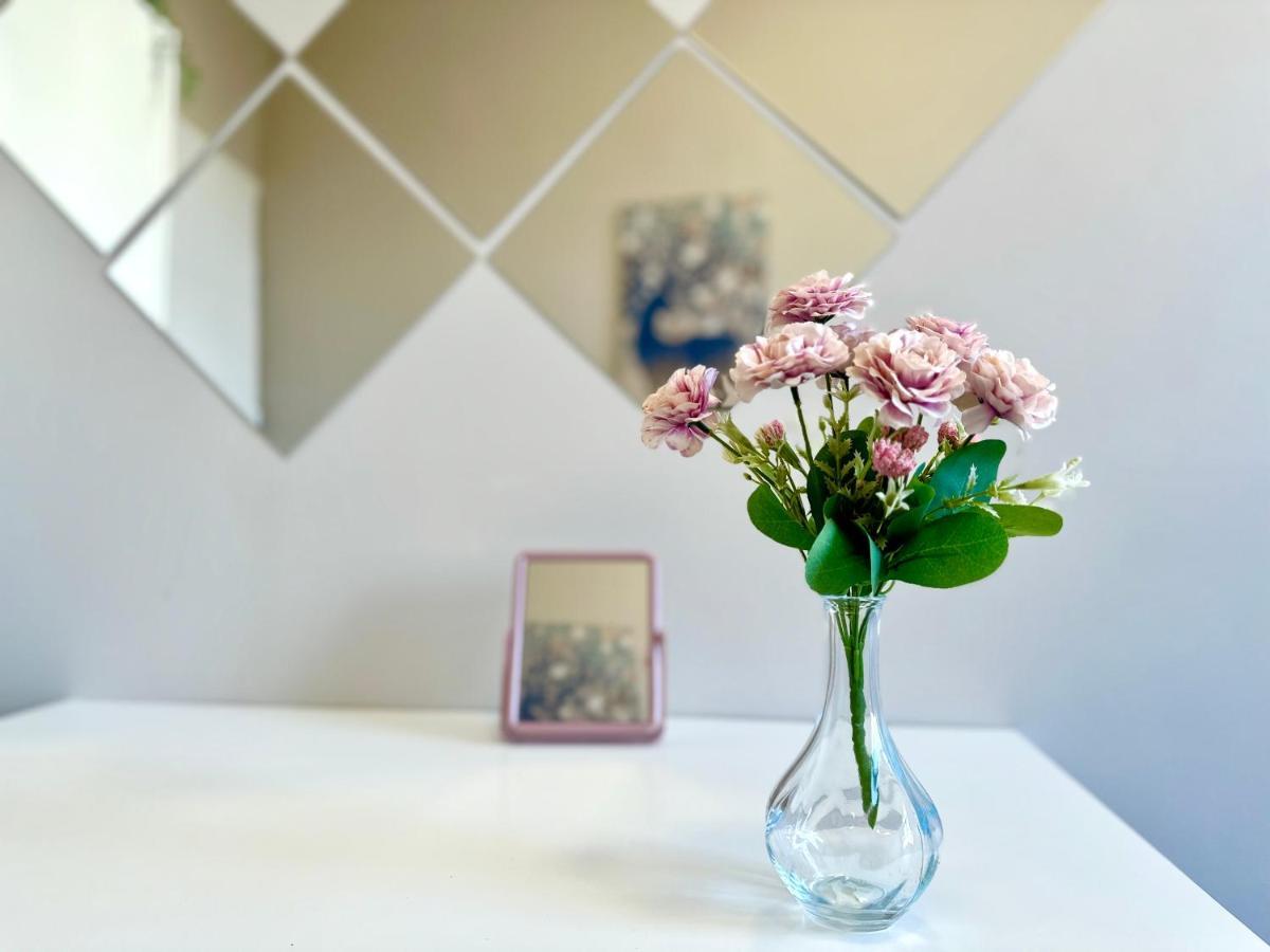 Mmrent Flora Room Gdańsk Kültér fotó